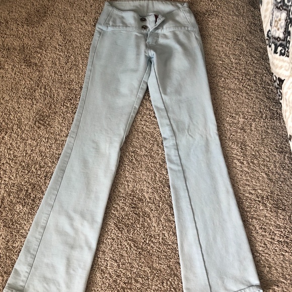 Colombian - Picture 1 of 1